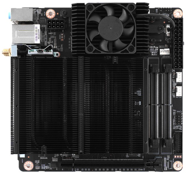 Minisforum BD790i X3D